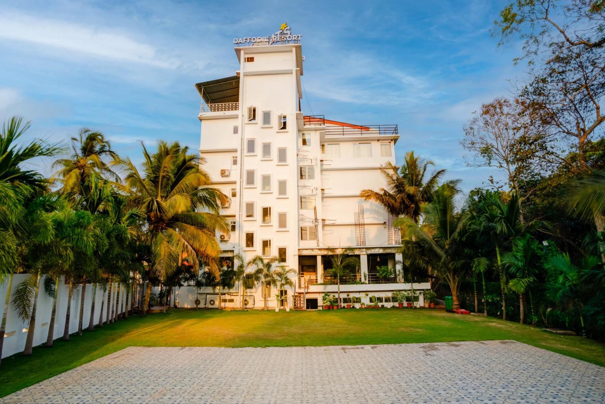 Kamat'S Daffodil Resort Goa Pilerne Exterior photo